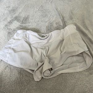 Size 6 Lululemon 2.5” speed ups